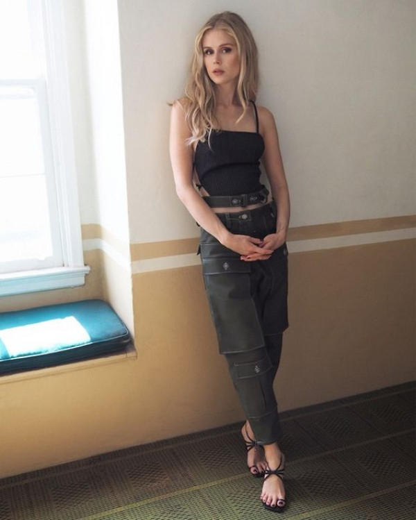 Erin Moriarty sexy