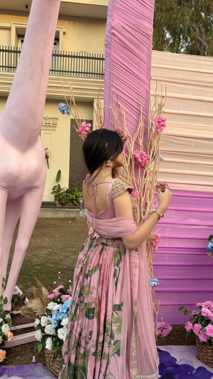 Hidden Face Girl Pic Indian