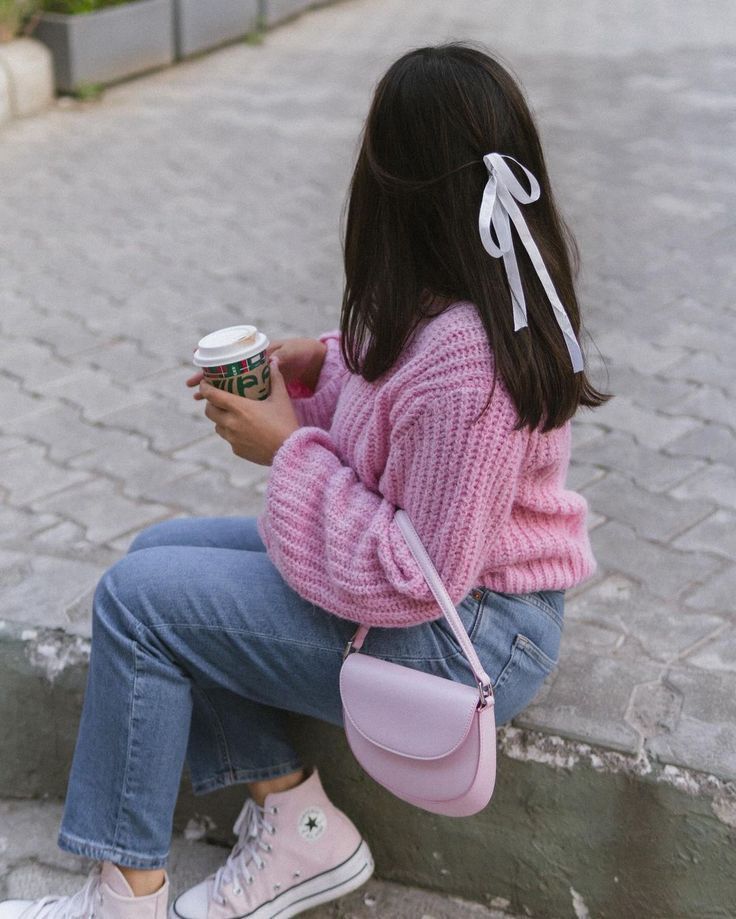 Cute Instagram Hidden Face Girl Pic