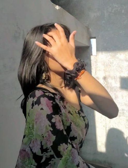 Hidden Face Girl Pic Indian