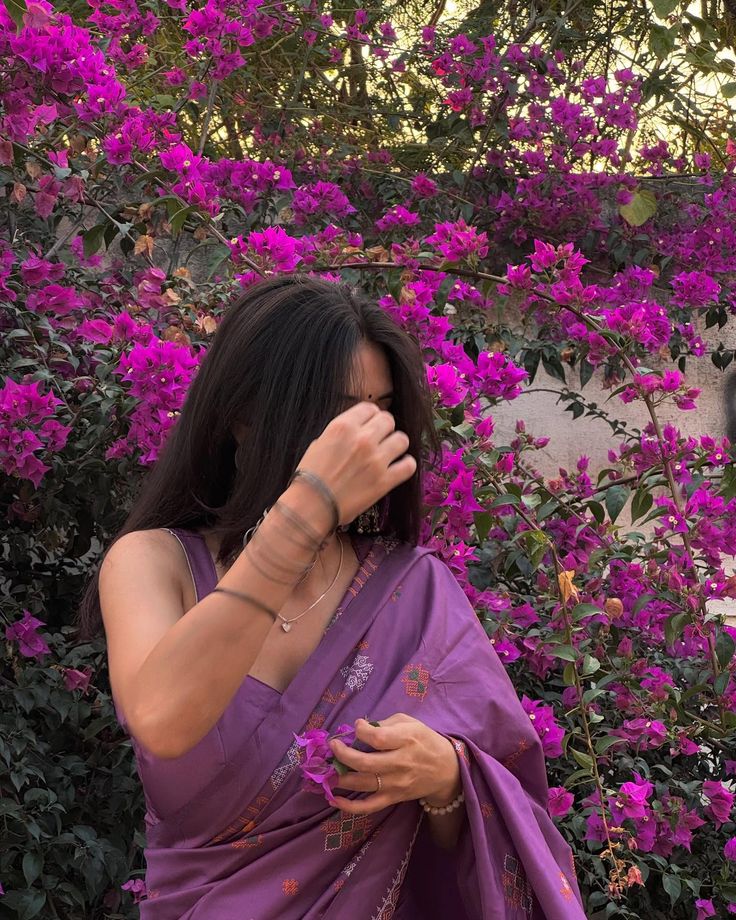 Hidden Face Girl Pic Indian